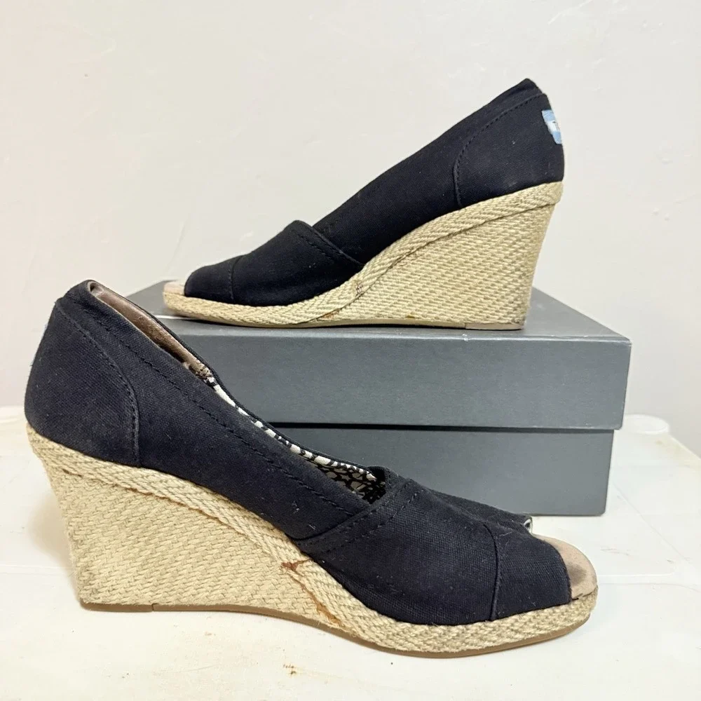 Toms Michelle Espadrille‎ Wedge Heel, Size 8.5